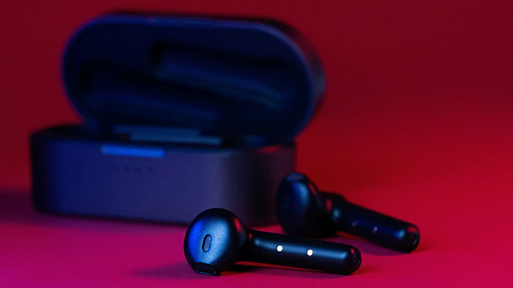 how noise cancelling headphones work